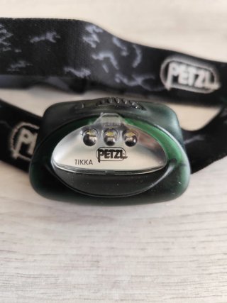 Linterna frontal PETZL Tikka LED