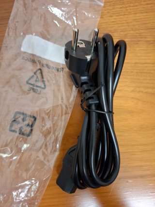 Cable de alimentación C13 a C14
