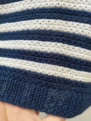 Top Curto Riscas Azul e Branco Tamanho Único