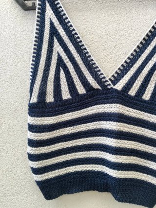 Top Curto Riscas Azul e Branco Tamanho Único