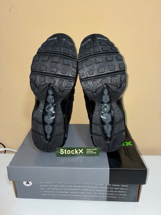 Nike Air Max 95 Negras
