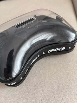 Funda para mando Heretics