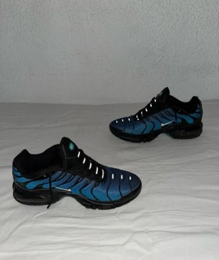 Zapatillas Nike TN Air Max Plus Negras y Azules