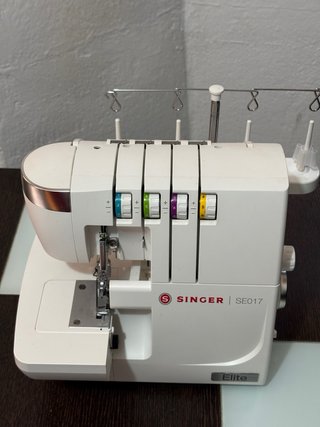 Remalladora Singer Elite SE017