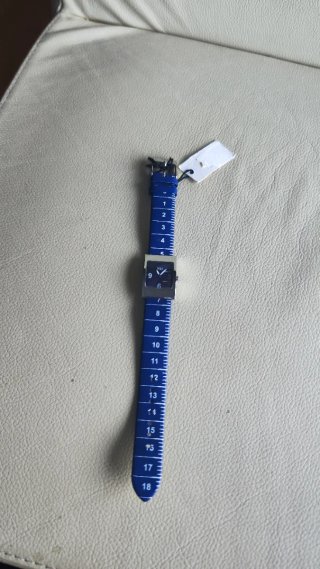 Reloj V&L chica nuevo