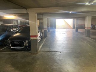 Garaje en alquiler en Domeny - Fontajau - Taialà en Girona