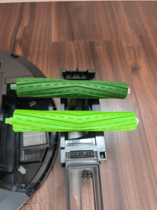 Aspirador Roomba iRobot I1+