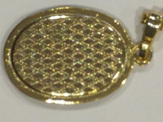 Colgante damasquinado con cadena