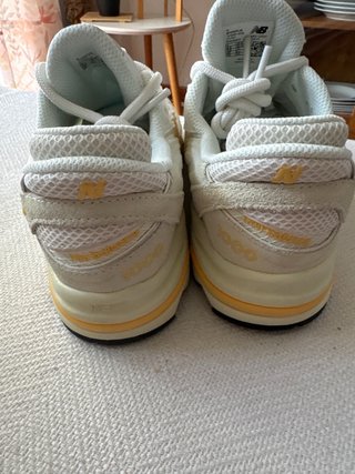 Zapatillas New Balance 1000 Blancas y Amarillas