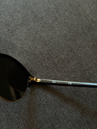 Ray-Ban Clubmaster Neri e Oro con Custodia