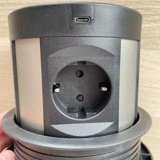 Enchufe retráctil 4 tomas + 2 USB