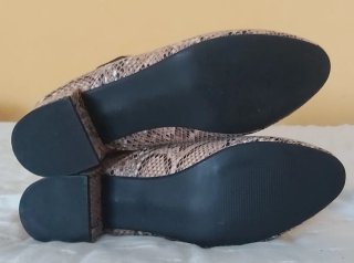 Botines piel serpiente beige y marrón