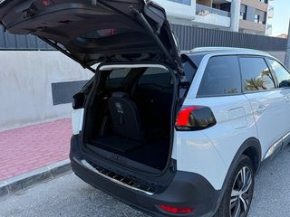 Peugeot 5008 2023
