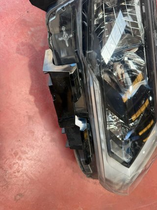 26010-6FP1A Faro Derecho Nissan X-Trail 2017-2021