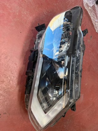 26010-6FP1A Faro Derecho Nissan X-Trail 2017-2021