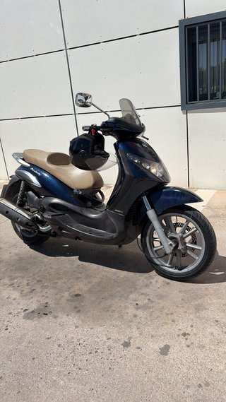 URGE VENTA Piaggio Beverly 400 Maxi Scooter