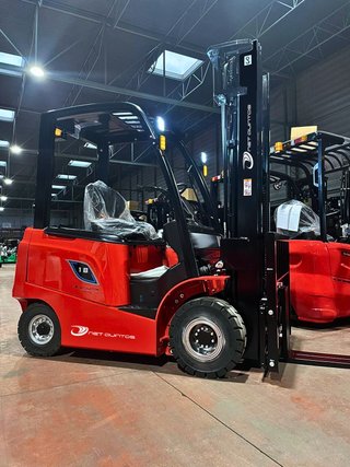 Carretilla elevadora nueva