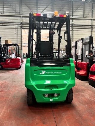 Carretilla elevadora nueva