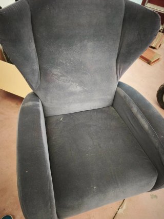 Sillón reclinable de tela gris