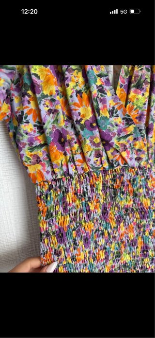 Vestido Zara flores multicolor Talla XS
