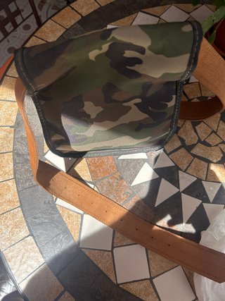 Bolsa de ojeo camuflaje y cuero
