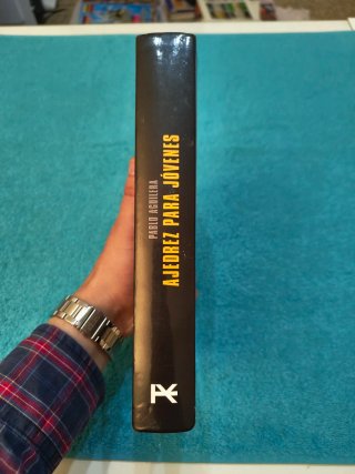 Libro de ajedrez Ajedrez para jóvenes.