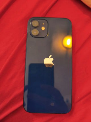 iPhone 12 Apple
