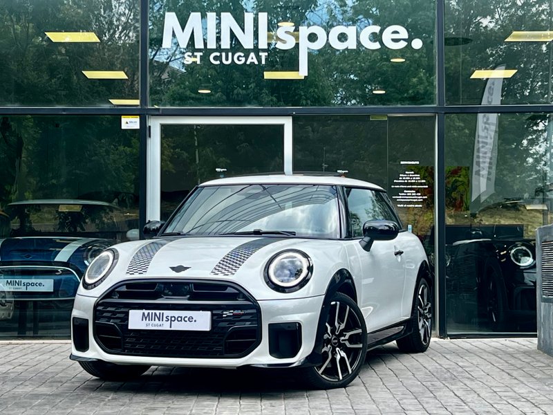 MINI JCW 2024