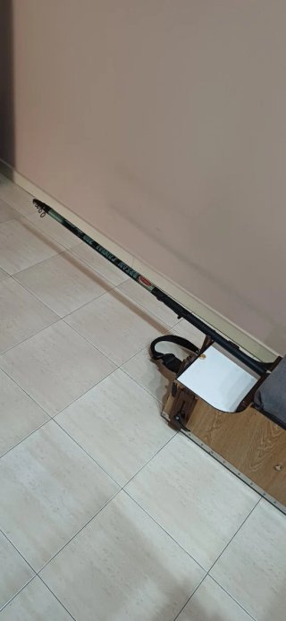Cajón artesano y caña pesca 7m
