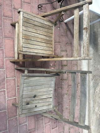 Silla de madera exterior