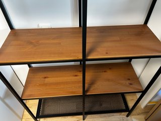 Estantería tipo industrial Ikea Metal y Madera