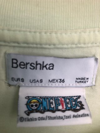 Camiseta Bershka Anime Zoro Verde
