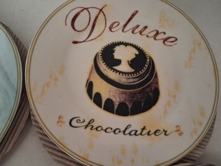 4 Platos Postre porcelana. Decorados Chocolate
