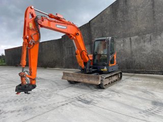 Excavadora Doosan DX 85 R - 3 (2021)