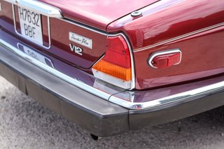 Jaguar  XJ12 1990