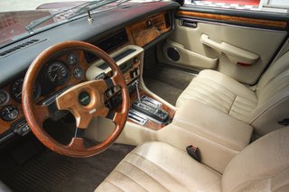 Jaguar  XJ12 1990