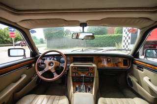 Jaguar  XJ12 1990