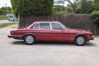 Jaguar  XJ12 1990