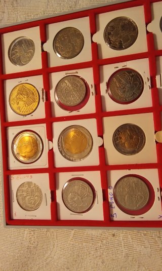 Colección monedas 5 y 10 euros conmemorativas