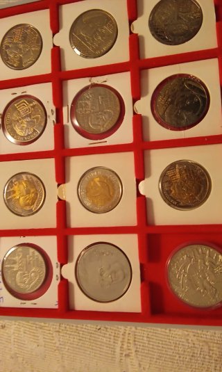 Colección monedas 5 y 10 euros conmemorativas