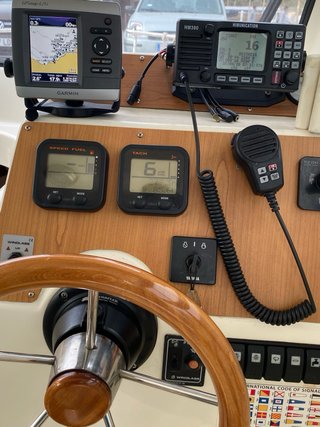 Barco Cabinado Sabor 750 FB