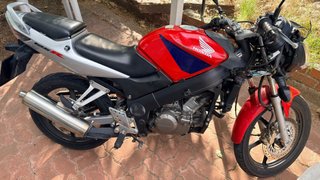 Honda CBR 125 R Roja y Negra