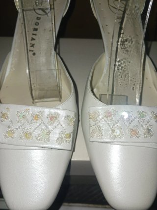Zapatos de Novia Doriani Blanco Marfil y piedras