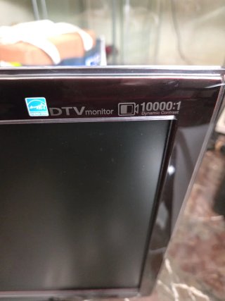 Monitor Samsung SyncMaster T220HD
