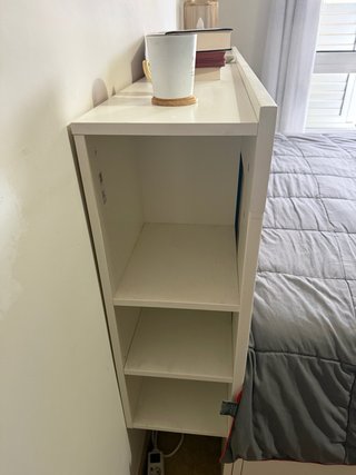 Cabecero de cama  con almacenaje de Ikea