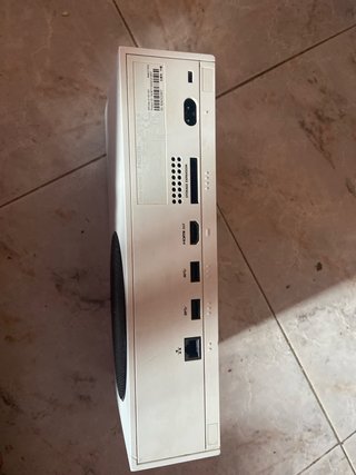Xbox Series S 400GB con mando blanco