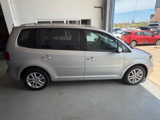 Volkswagen Touran 2011