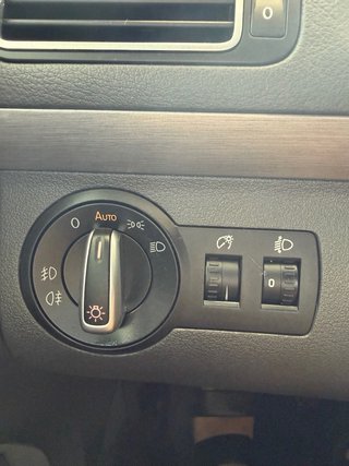 Volkswagen Touran 2011