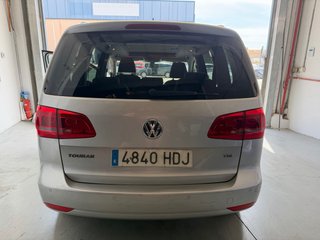 Volkswagen Touran 2011