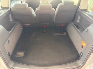 Volkswagen Touran 2011
